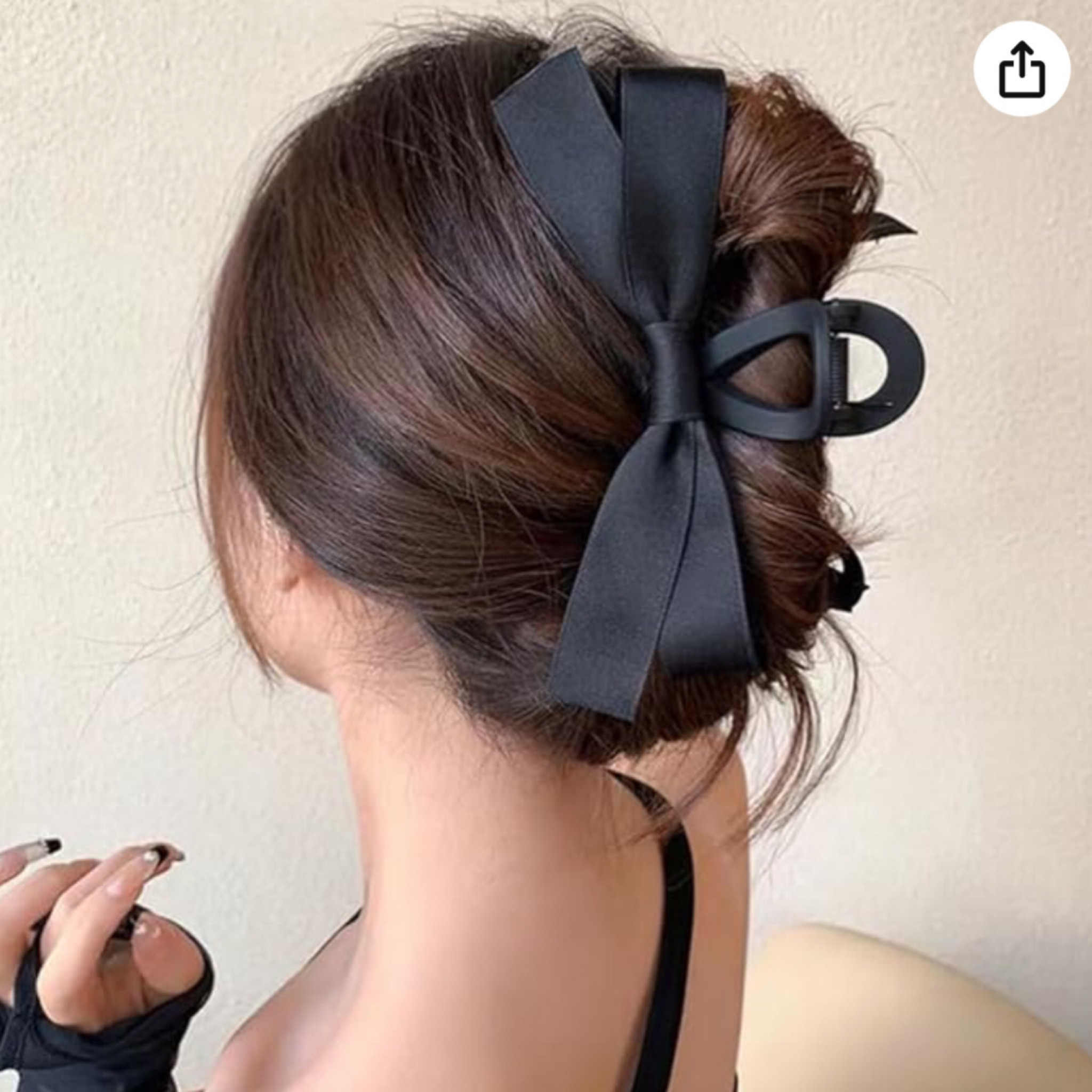 Cute bow clip 

#LTKworkwear #LTKbeauty #LTKstyletip