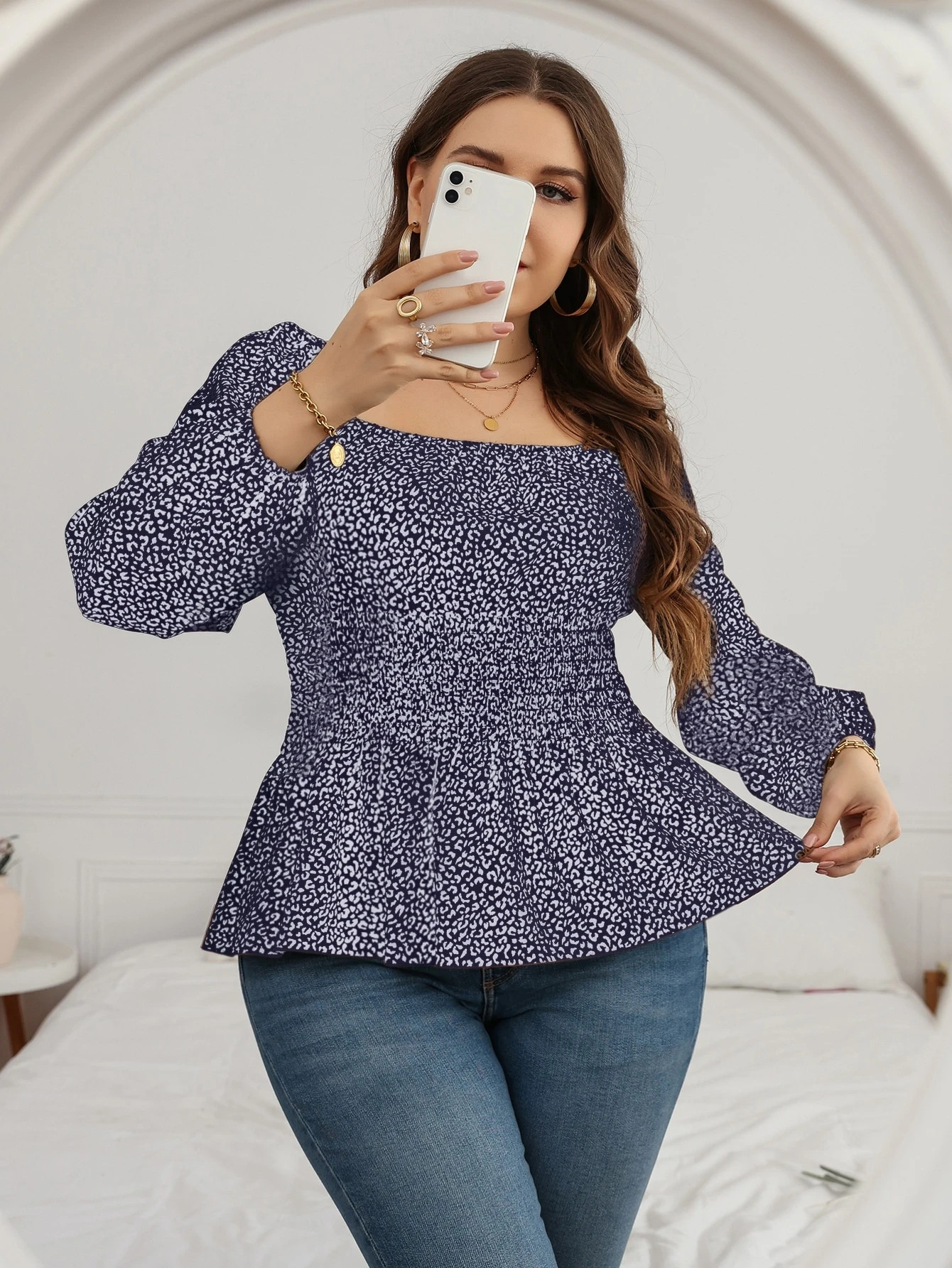 Plus Leopard Print Lantern Sleeve Shirred Peplum Blouse | SHEIN