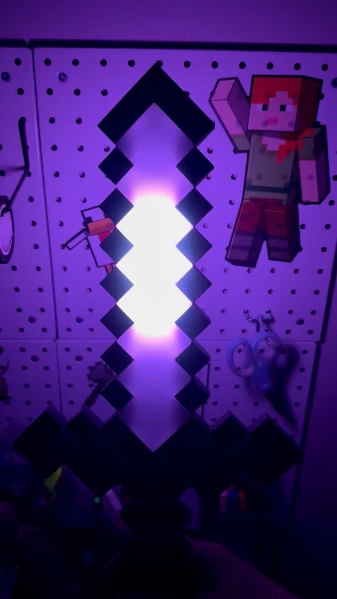 This light up Minecraft light has 11 different colors and a charging dock!
Perfect gift idea for kids Easter baskets too

#LTKSaleAlert #LTKHome #LTKKids