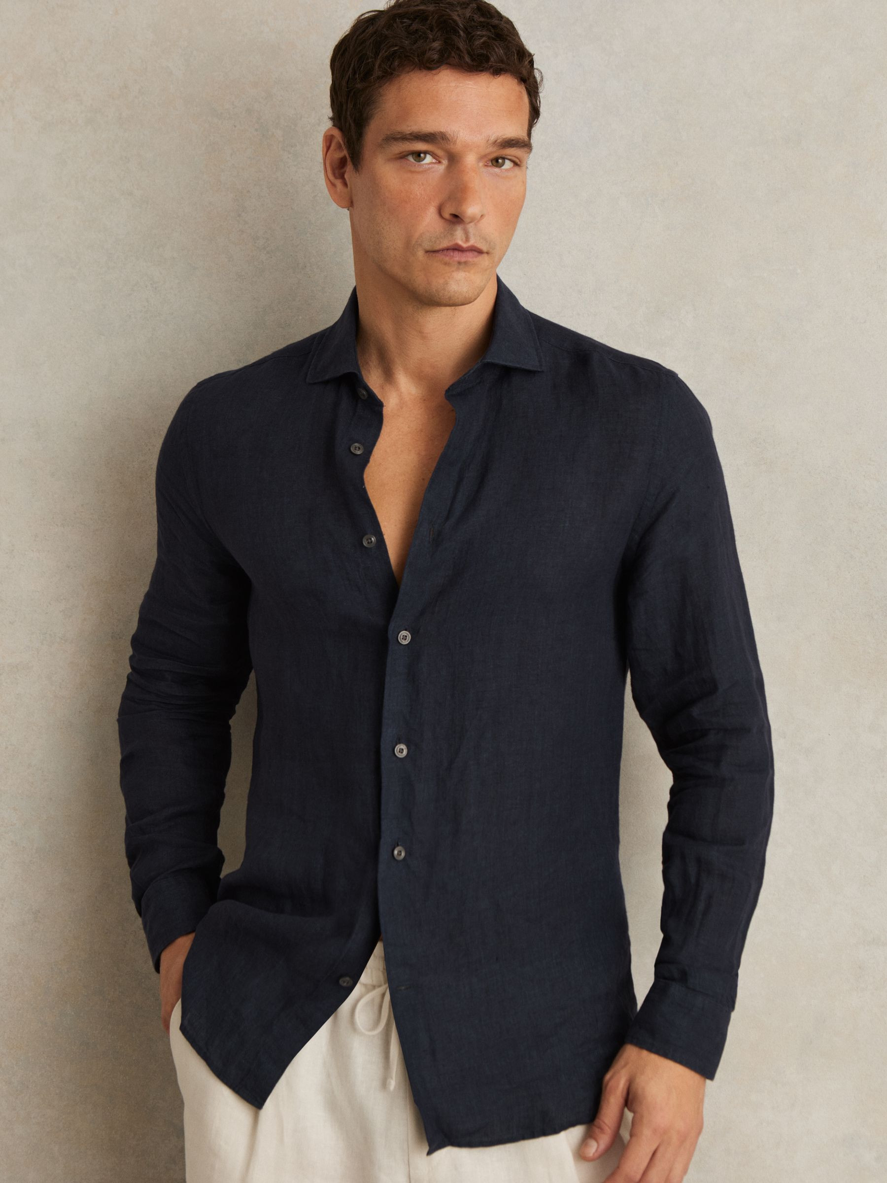 Reiss Linen Cutaway-Collar Regular-Fit Shirt in Navy - REISS | Reiss UK
