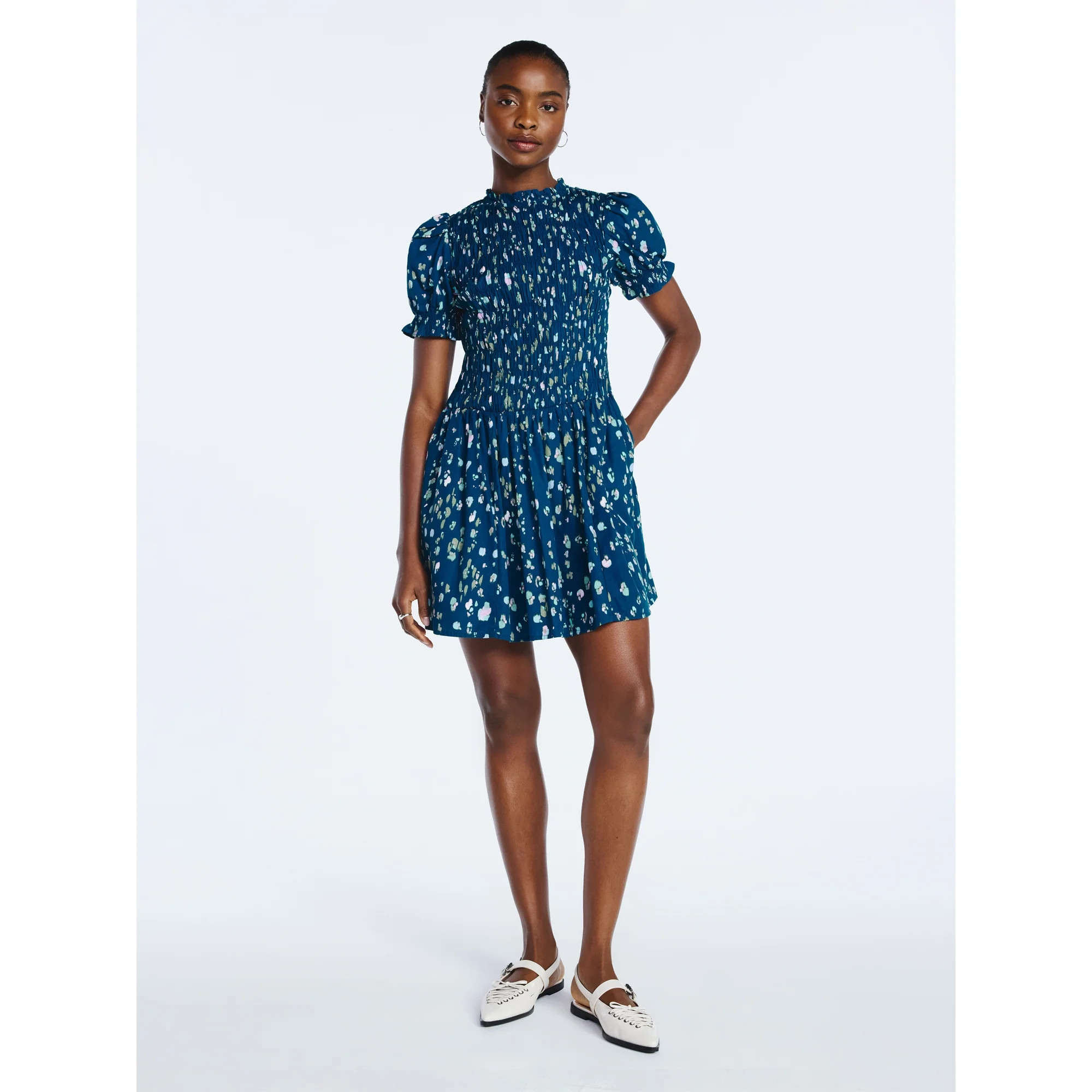 Scoop Women’s Smocked Floral Mini Dress, Sizes XS-4X | Walmart (US)