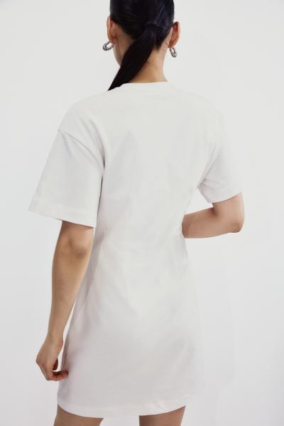 Defined-waist T-shirt Dress - Round Neck - Short sleeve - White - Ladies | H&M US | H&M (US + CA)