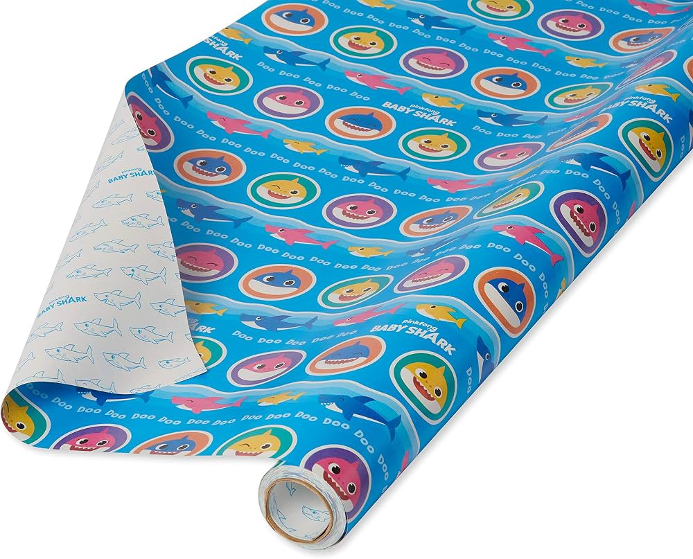 American Greetings Reversible Wrapping Paper, Baby Shark (1 Roll, 75 sq. ft.) | Amazon (US)