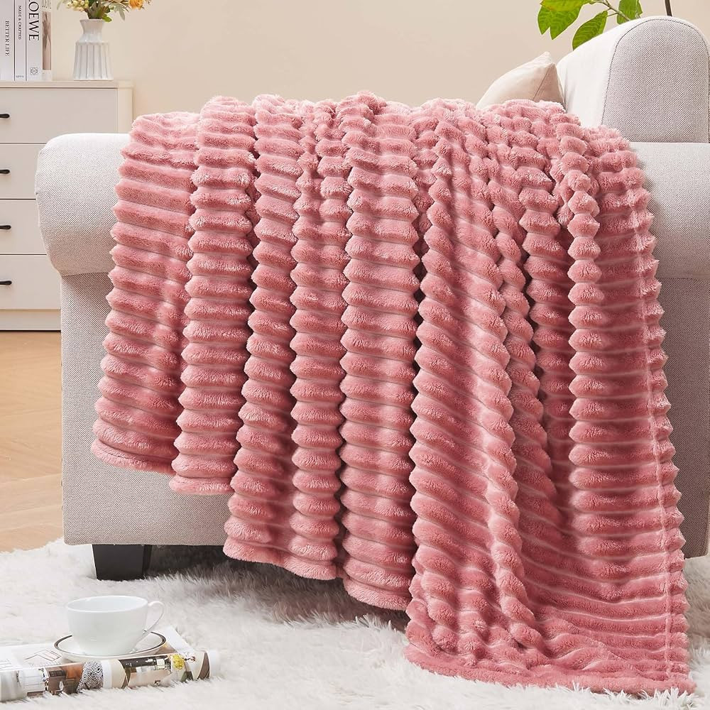 BEDELITE Fleece Throw Blanket for Couch – 3D Ribbed Jacquard Soft and Warm Decorative Fuzzy Bla... | Amazon (US)