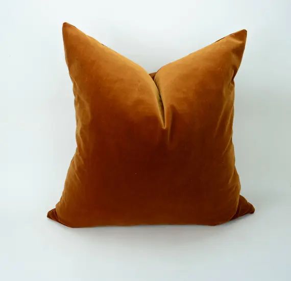copper velvet pillow // rust velvet pillow // Copper velvet cushion // rust pillow | Etsy (US)