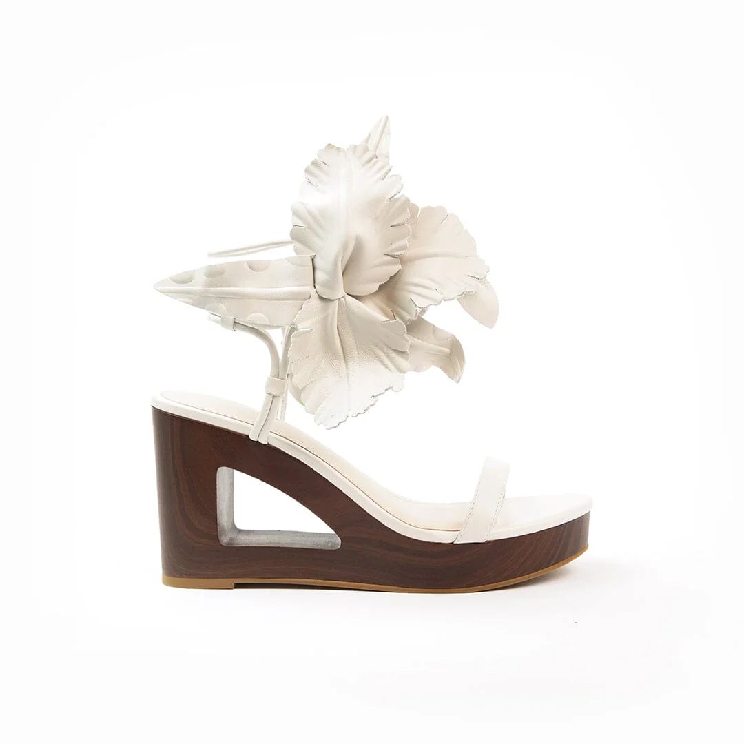 CECELIA NEW YORK - LILLY CUT OUT ALBASTER WOOD | Cecelia New York