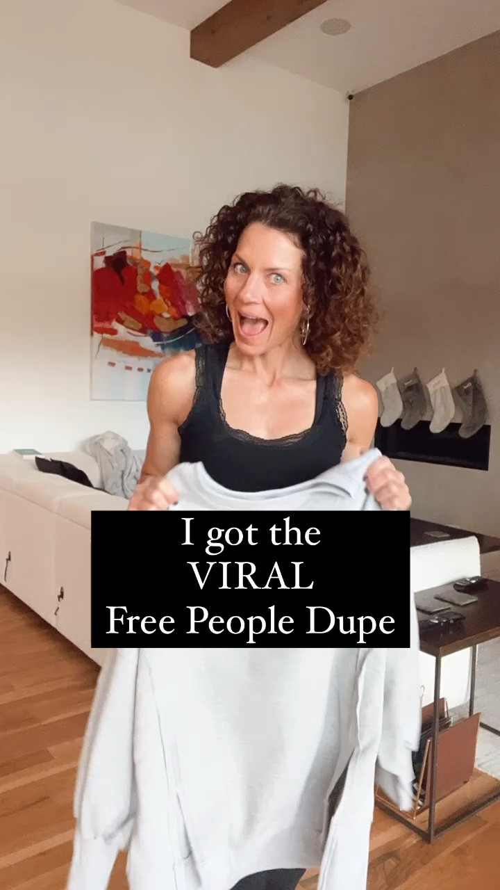 Ok ok I couldn’t resist this!
I’m loving it w leggings when my daughter doesn’t steal from my closet 🤣 16 colors Arrives b4 Christmas- I ordered Small

#LTKHoliday #LTKfindsunder50 #LTKSeasonal