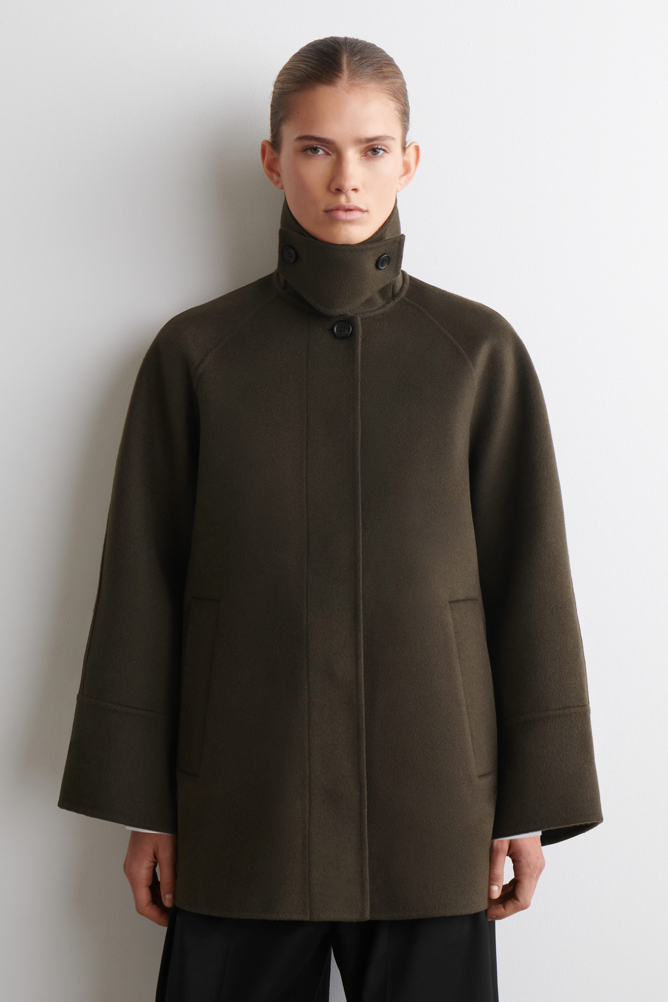 MOCK-NECK DOUBLE-FACED WOOL SHORT COAT - BROWN | COS US | COS (US)