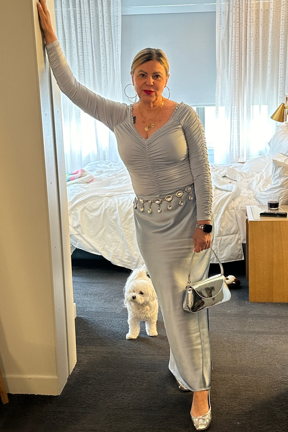 Satin slip skirt in ice blue w/ ruched body suit silver ballet flats with matching purse
#express #satinslipskirt #balletflats #bodysuit #fashionista

#LTKSeasonal