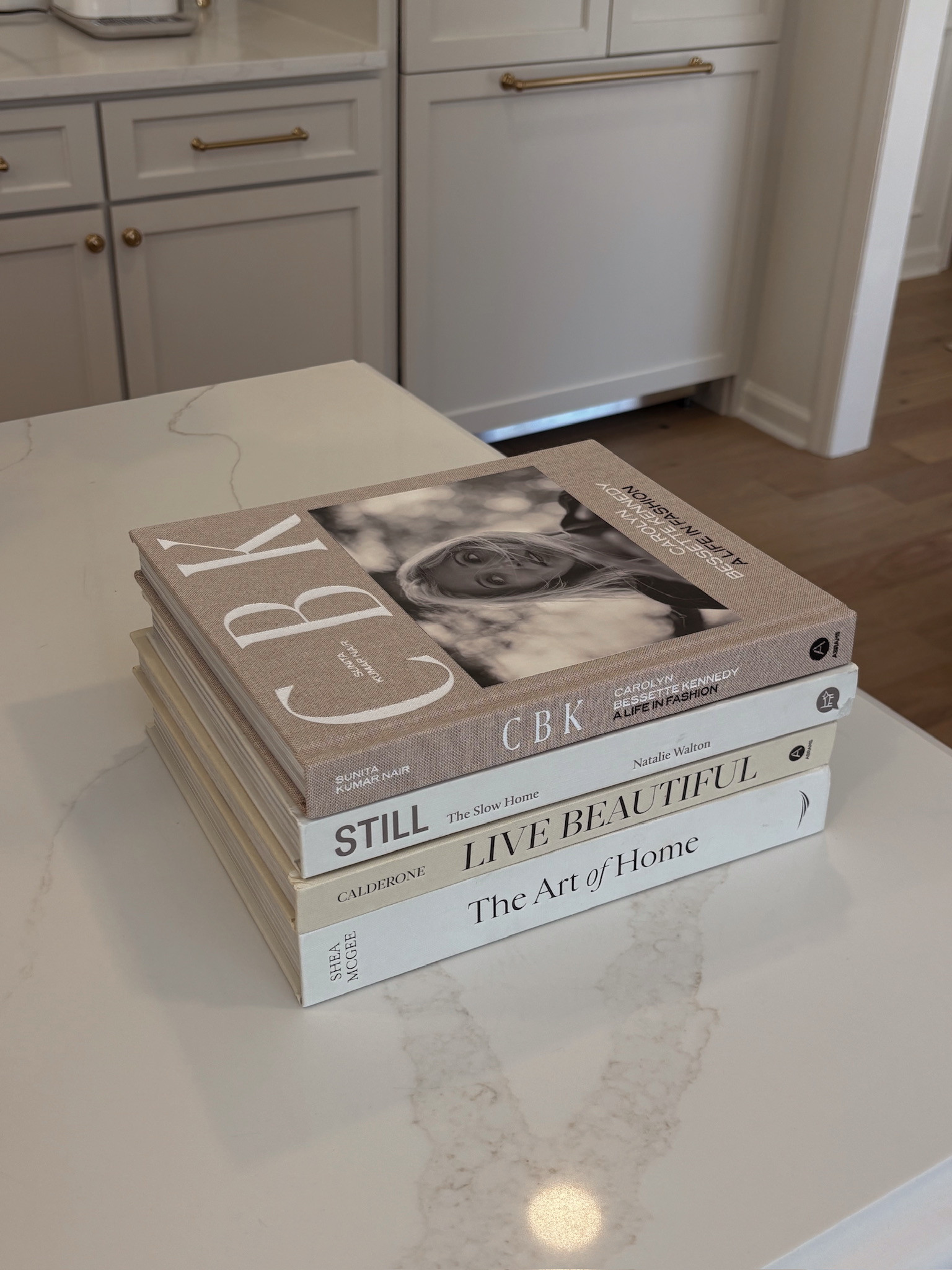 Some of my favorite coffee table books 🤎





coffee table books, home decor, coffee table styling, decorative books, neutral home decor, home styling, sidneymarieduke 

 #LTKHome
