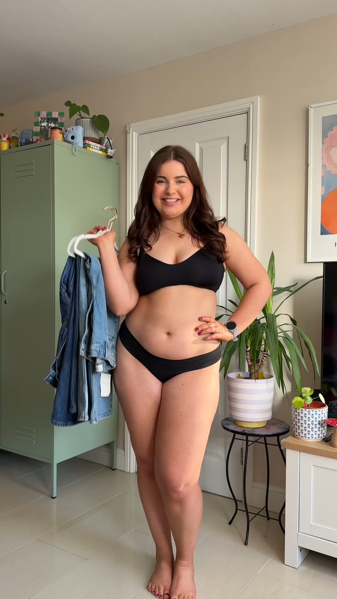 My favourite, midsize approved denim jeans!
And of course they’re from Abercrombie 🥰✨
Use AFXLTK for extra money off!!✨

#LTKmidsize #LTKcurves #LTKjeans