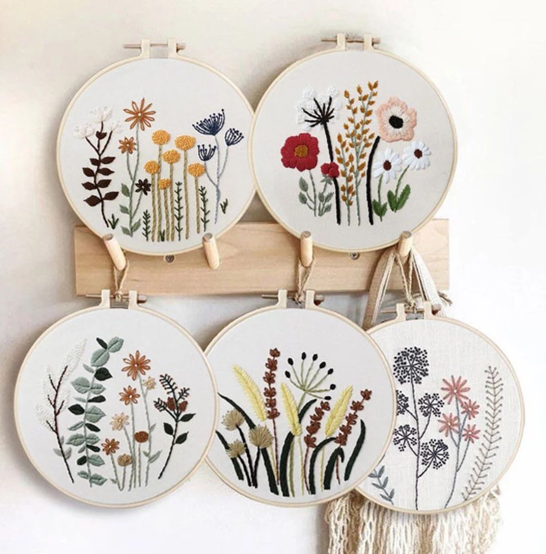 Embroidery Kit For Beginner floral | Modern Embroidery Kit with Pattern | Flowers Embroidery kit,... | Etsy (US)