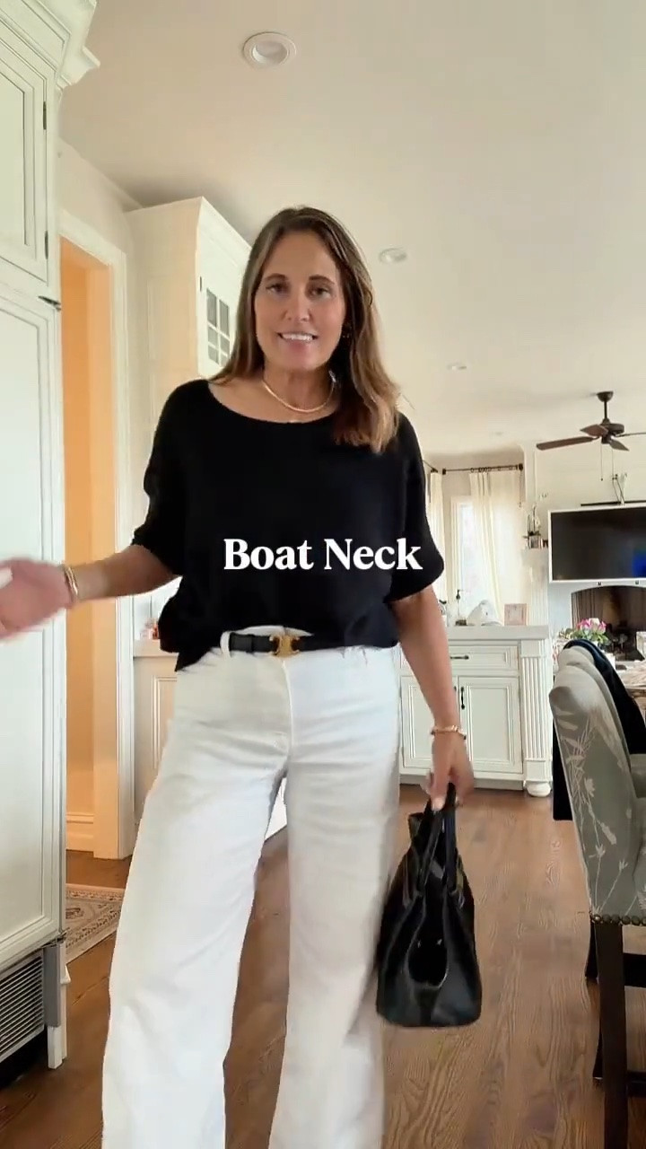 You need this top. m

#LTKootd #LTKOver40