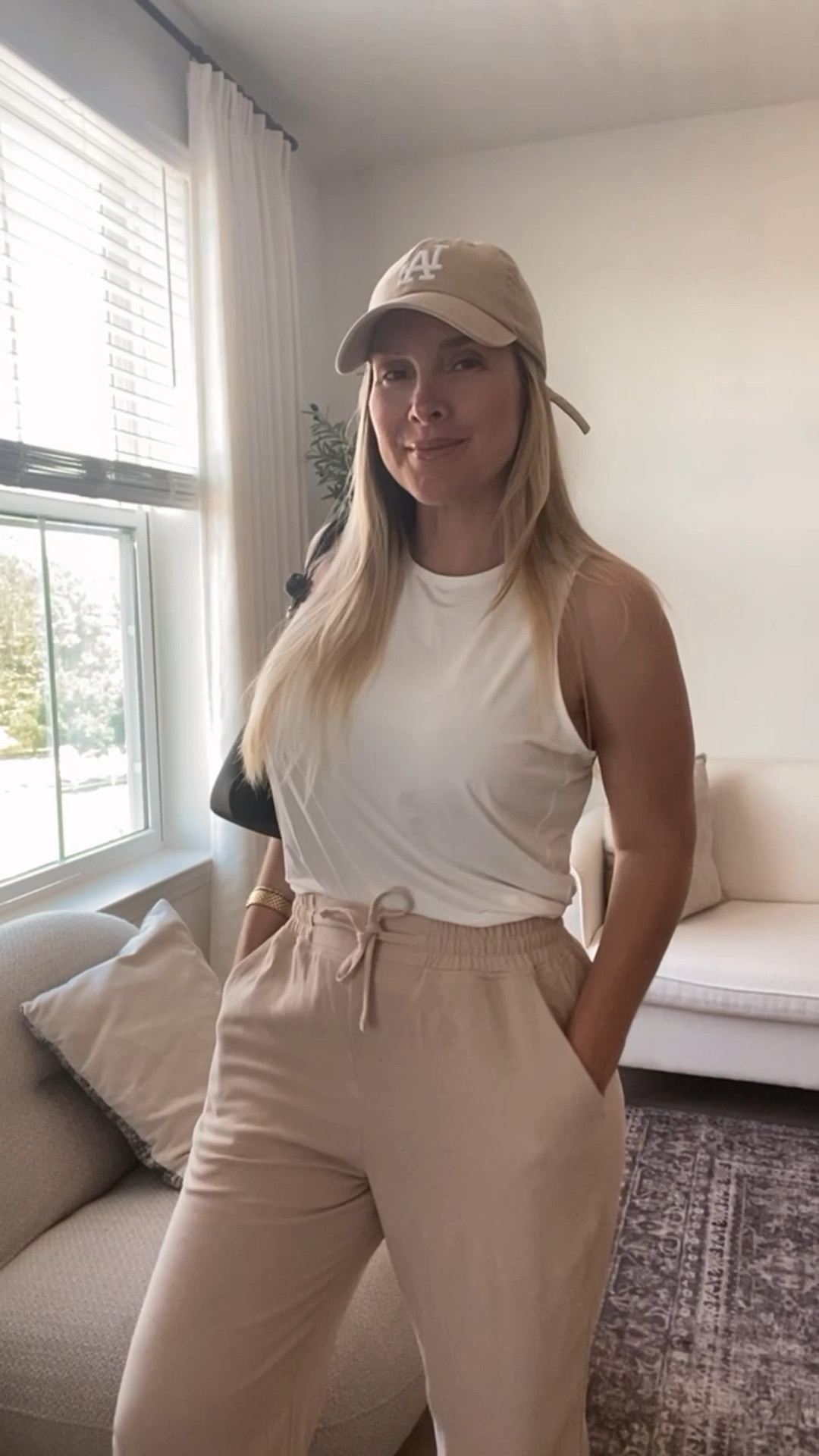 Comfy clothes!! 🫶🏻😎🏌️‍♀️

#LTKSaleAlert #LTKFestival #LTKActive