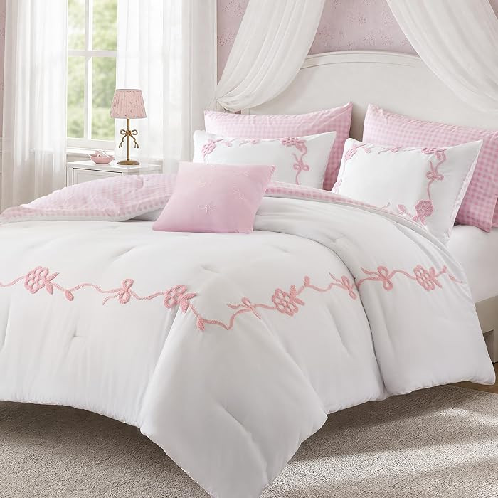 Intelligent Design Kids Full/Queen Girls Floral & Bow Comforter Set 6-Piece | Amazon (US)