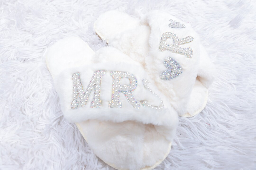 Personalized Slippers, Gift for her, Spa Slippers, Customized Slippers, Rhinestone slippers, Brid... | Etsy (US)