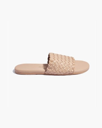 Betty | TKEES
