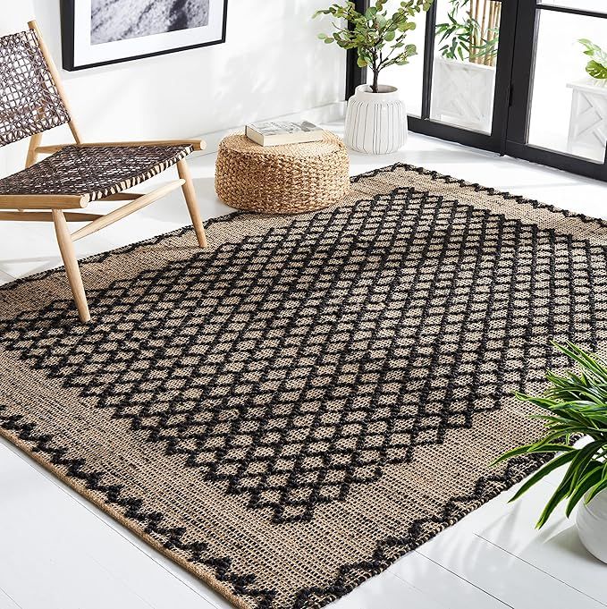 Safavieh Natural Fiber Collection Area Rug - 8' x 10', Black & Natural, Handmade Flat Weave Boho ... | Amazon (US)