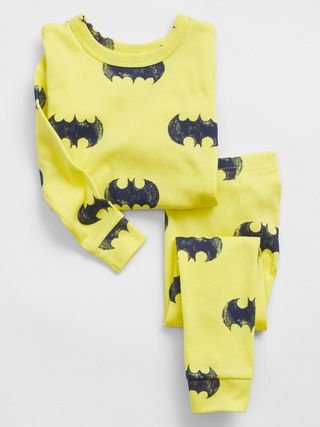 babyGap | DC™ Batman 100% Organic Cotton PJ Set | Gap Factory