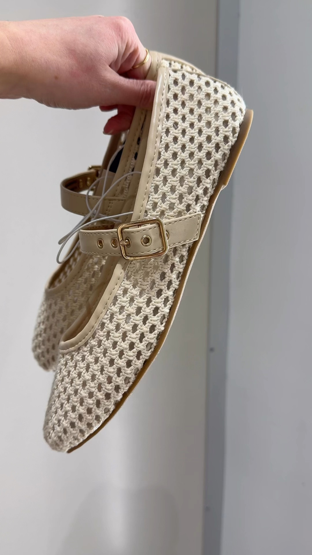 The perfect spring outfit 🤌🏻 I’m so ready for spring weather!! This linen dress is so comfortable. I’ve been eyeing it in denim too! 

Spring fashion, spring style, spring dress, linen dress, spring outfit, outfit inspo, outfit ideas, Mary Jane flats, ballet flats, trendy fashion

#LTKFindsUnder50 #LTKSaleAlert #LTKMostLoved