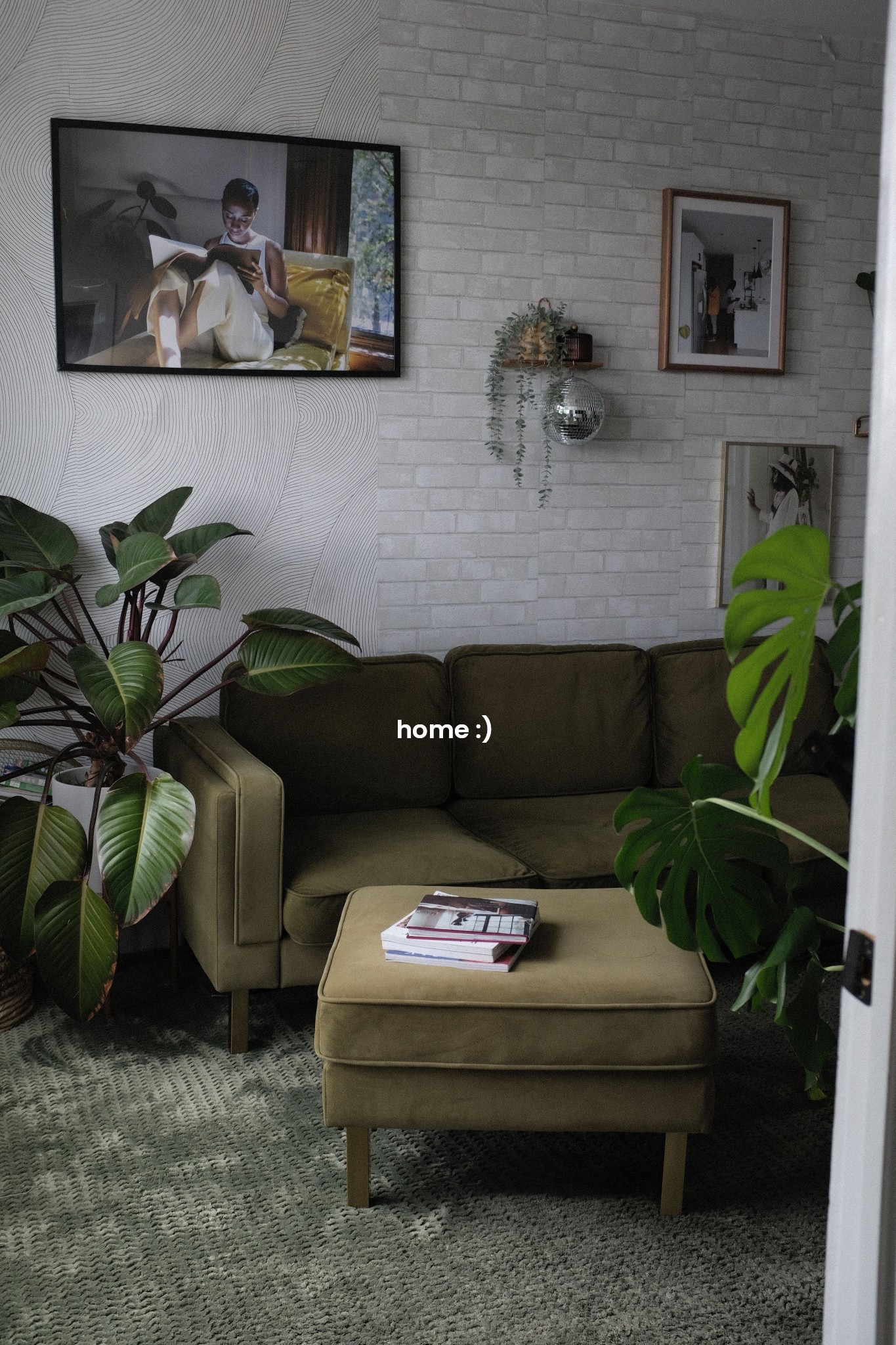 have y’all heard of the green couch theory?! women experiencing beautiful change are drawn to it! 

#LTKSeasonal #LTKStyleTip #LTKHome