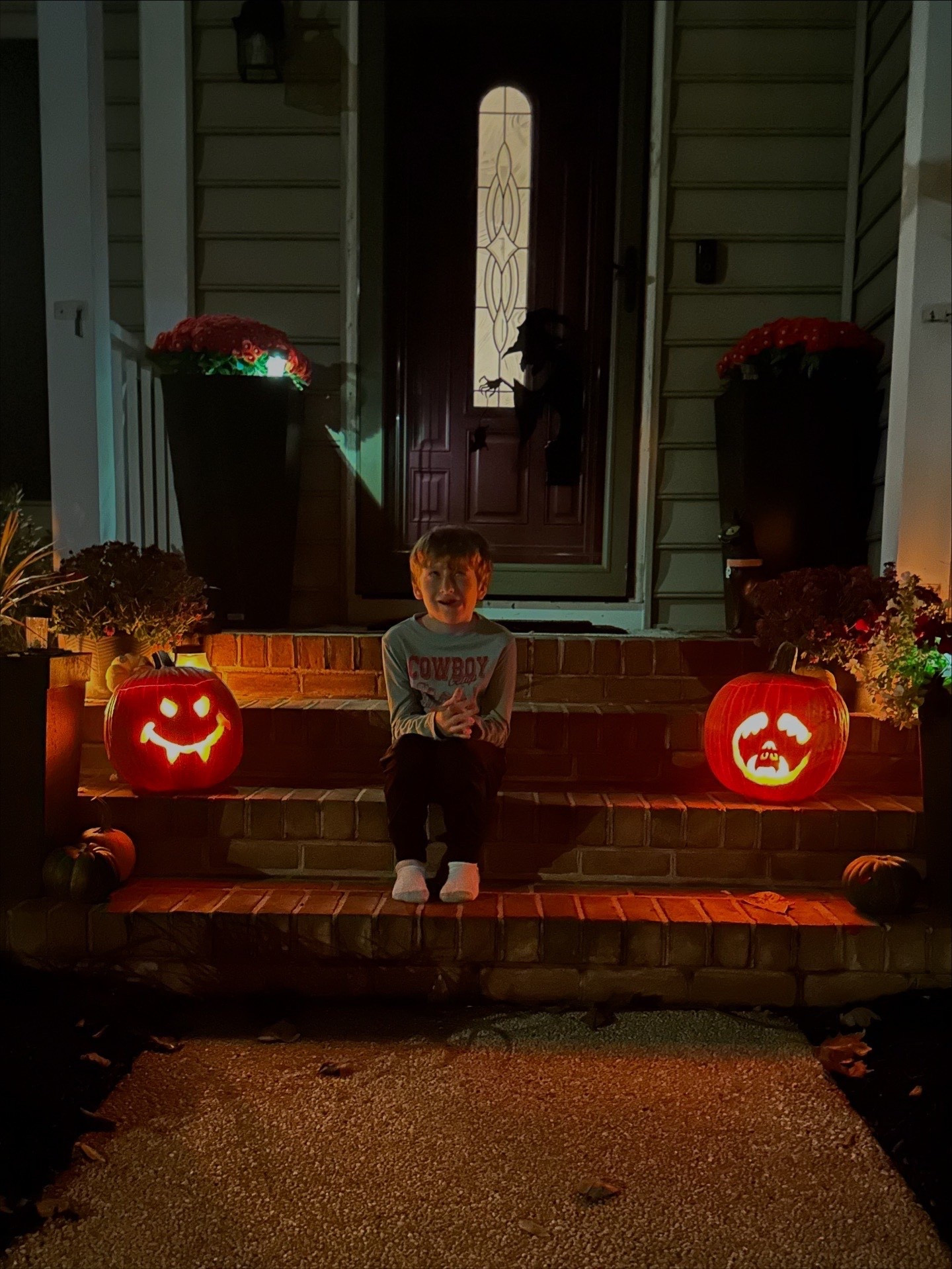 Halloween front door set up
Carved pumpkins
Solar lights
Plants and faux mums

#LTKHome #LTKFamily #LTKHalloween