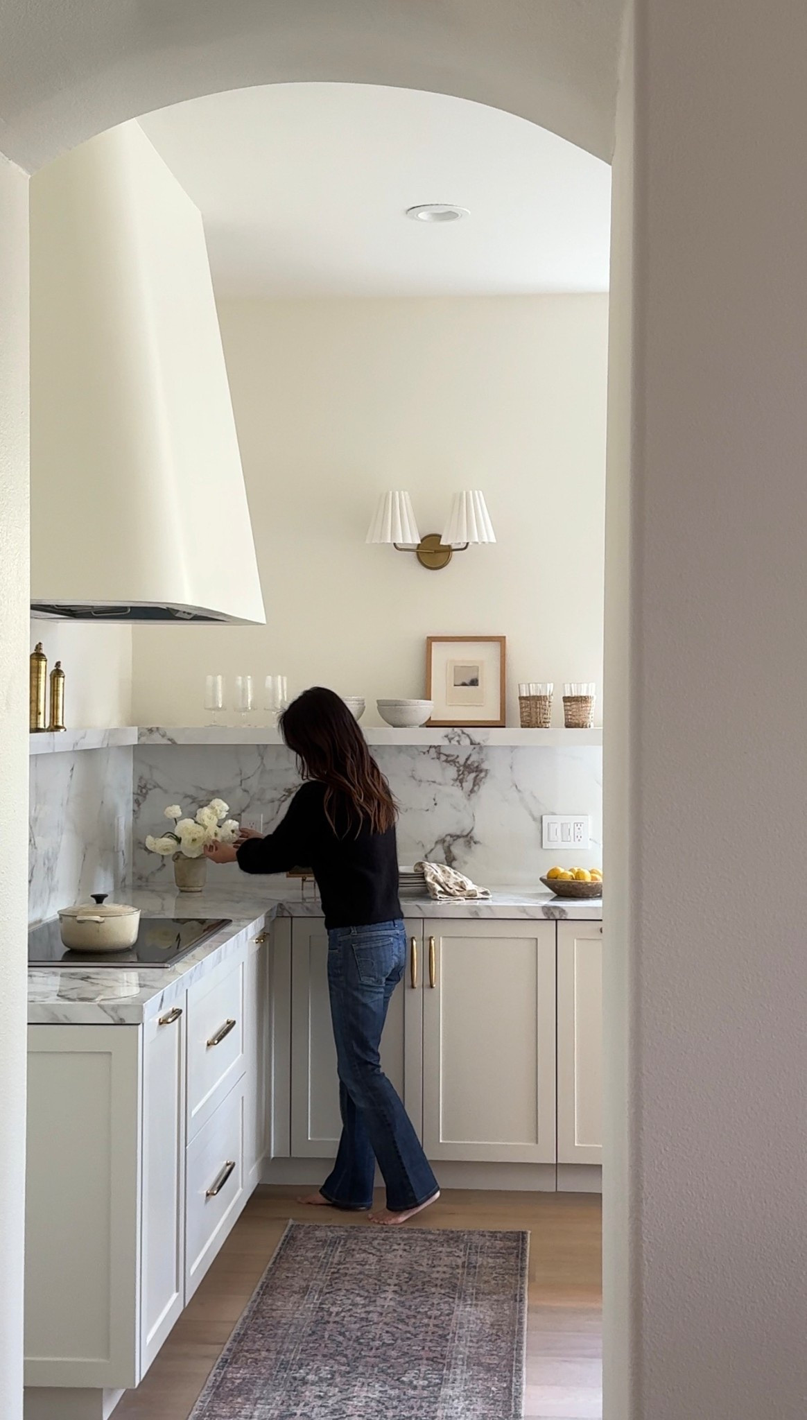 Love them elevated organic modern kitchen 

#LTKSaleAlert #LTKHome #LTKFindsUnder100