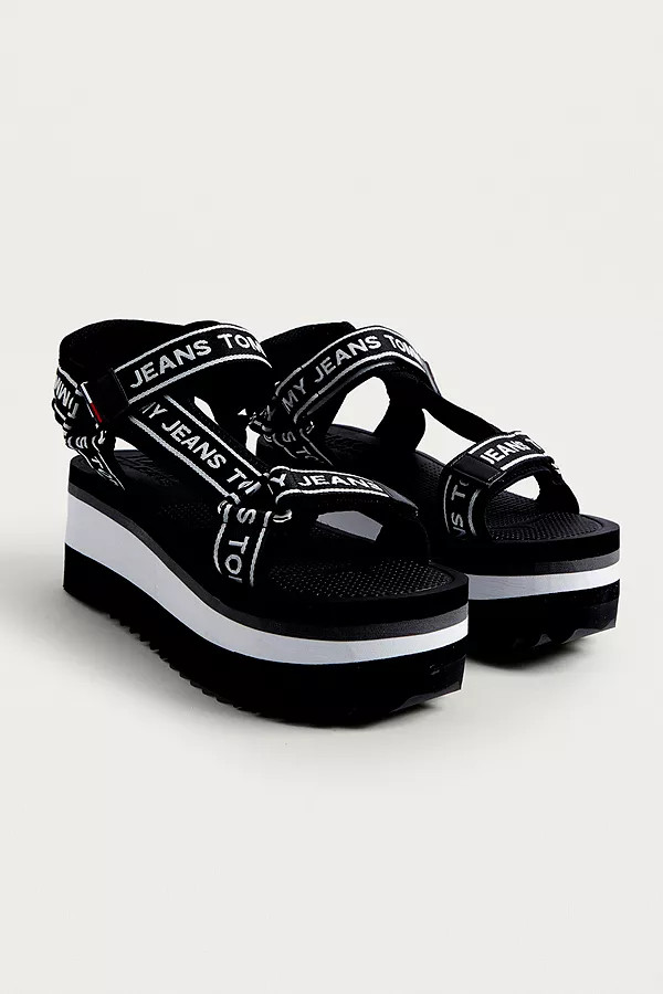 Tommy Jeans Technical Platform Sandals | Urban Outfitters FR