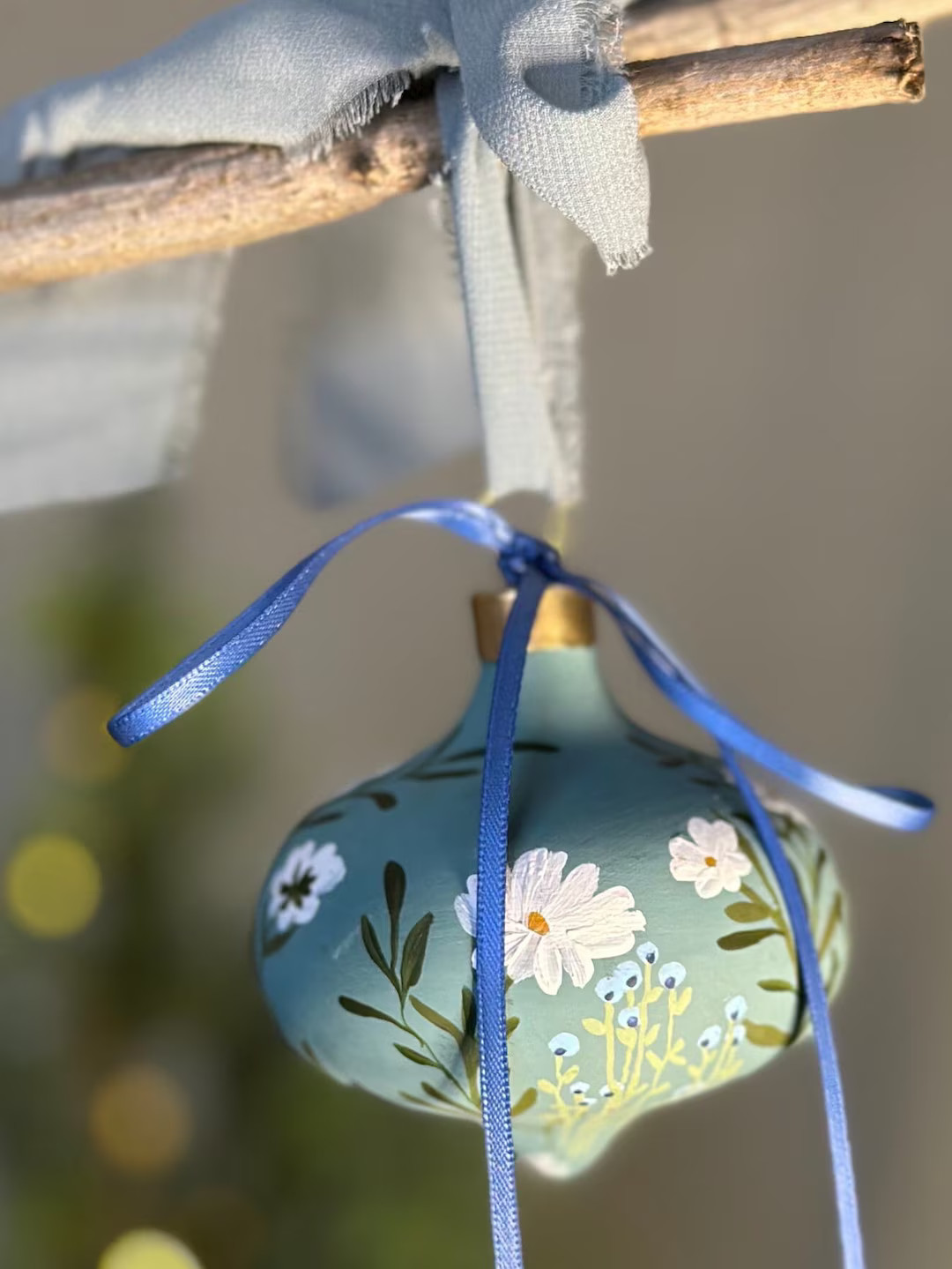 Hand-painted Floral Christmas Ornament - Etsy | Etsy (US)