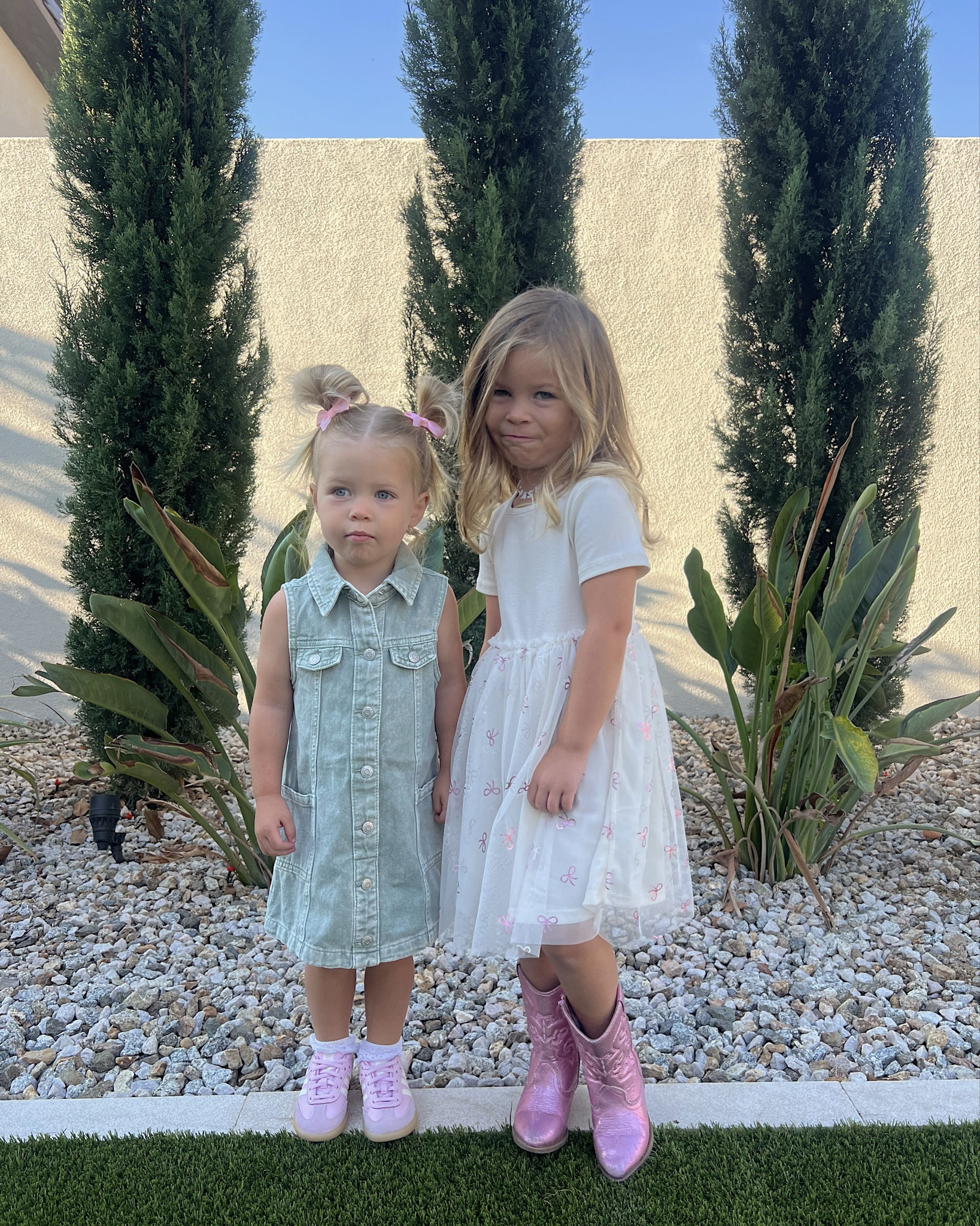 First day of school #ootd  🩷✏️🍎 


#LTKShoeCrush #LTKKids #LTKSaleAlert