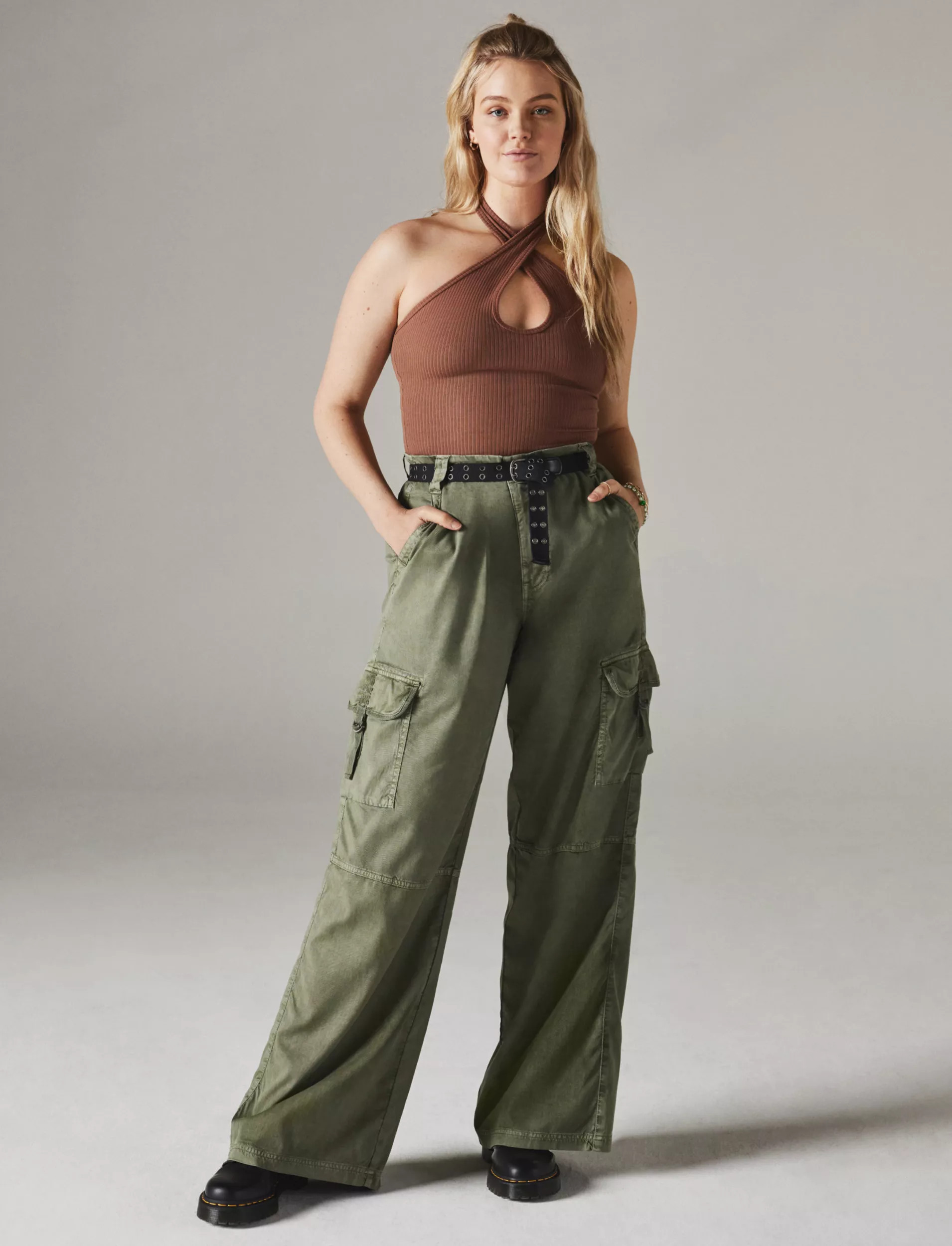 AE Dreamy Drape Stretch Super High-Waisted Cargo Baggy Wide-Leg Pant | American Eagle Outfitters (US & CA)