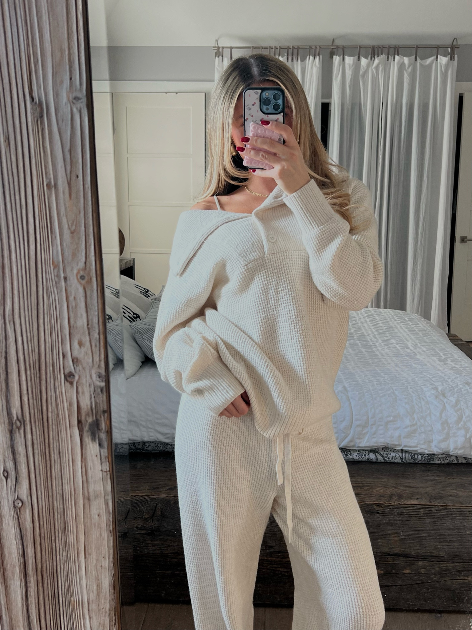 Small in both ❤️

#LTKTravel #LTKFindsUnder50 #LTKGiftGuide