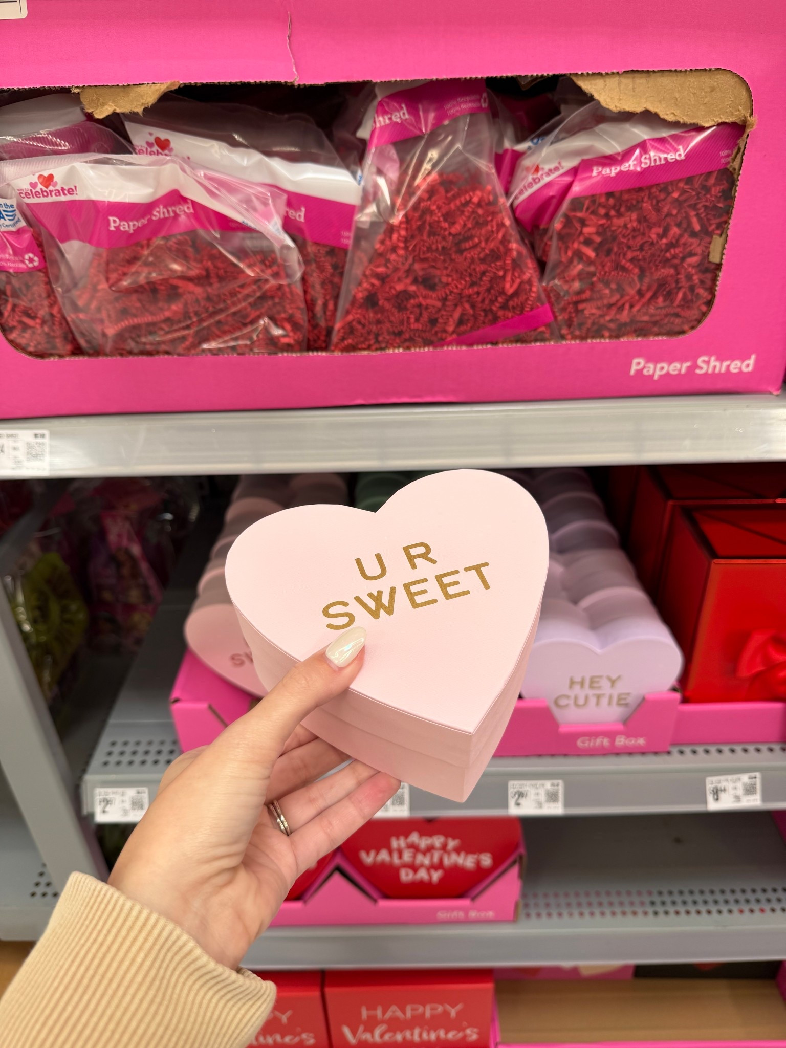 How adorable is this heart shaped gift box from Walmart? So cute and perfect for gift giving this Valentine’s Day! 

#LTKmomlife #LTKFindsUnder50 #LTKSeasonal