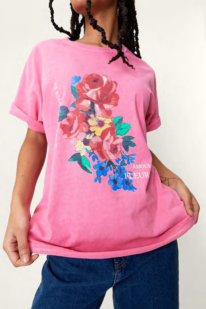 Petite Floral Graphic Oversized T-Shirt | Nasty Gal (US)