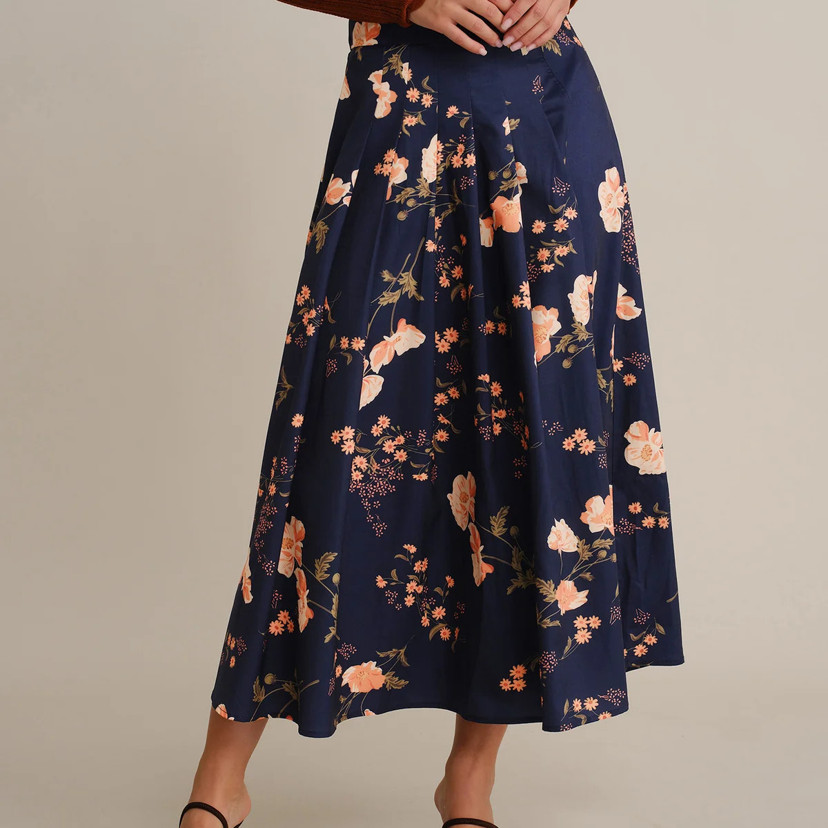 Navy Elastic Waist Floral Midi Skirt & Reviews - Navy - Bottoms | RIHOAS | rihoas.com