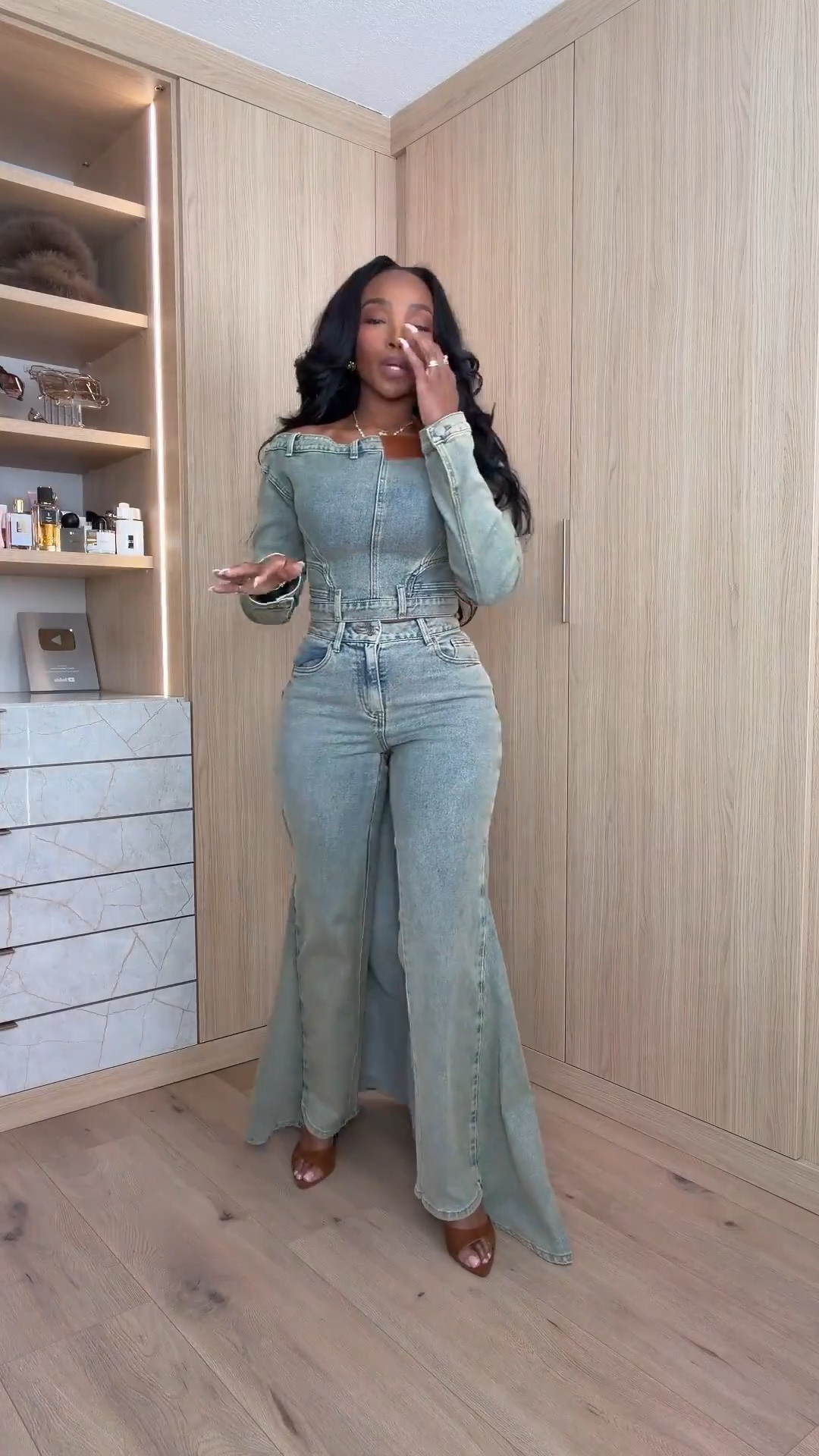 Also comes in a different wash 

Scroll to shop! ✨ Everything from this look is linked below. 👇🏽    

Wearing: Size Small | 5’4” | 140 lbs  

📲   Download the FREE LTK app & follow me (@kirasfashionfinds) to shop all my daily finds.  #LTKootd #LTKPetite #LTKU

#LTKootd #LTKvlog #LTKstorytime