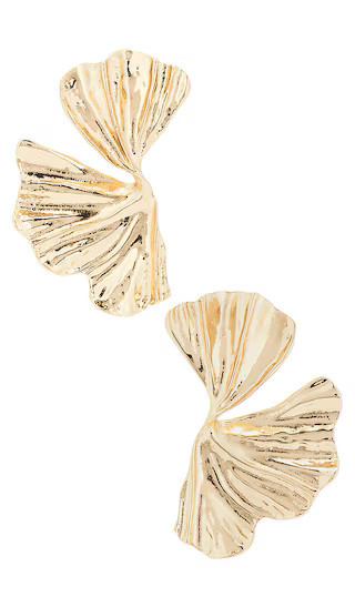 SHASHI Palmera Earring in Metallic Gold. | Revolve Clothing (Global)