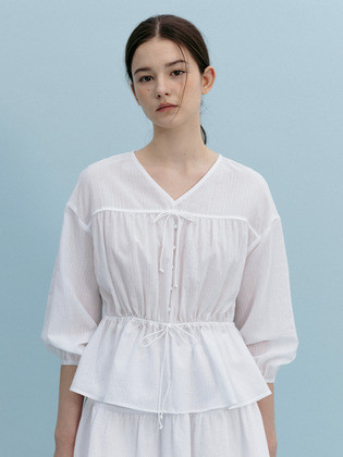 CLICHE STRING BLOUSE_WHITE | (주)더블유컨셉코리아/W Concept(KR)