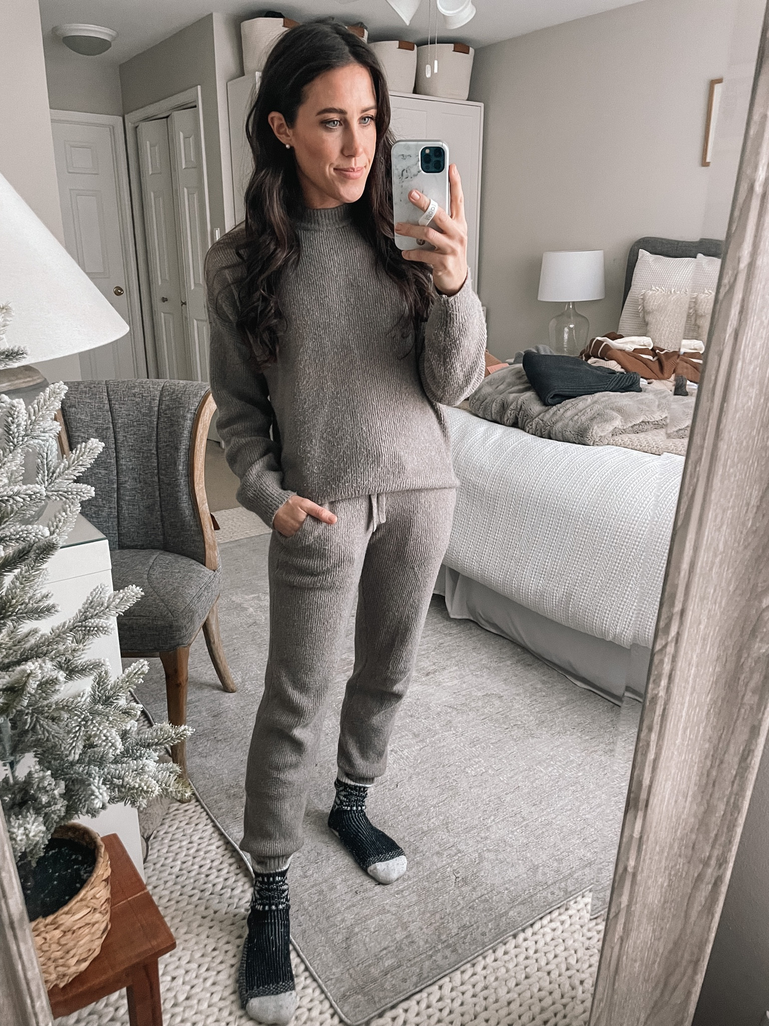 11.20.22
All Older.. Linked Similar 

#LTKstyletip #LTKHoliday