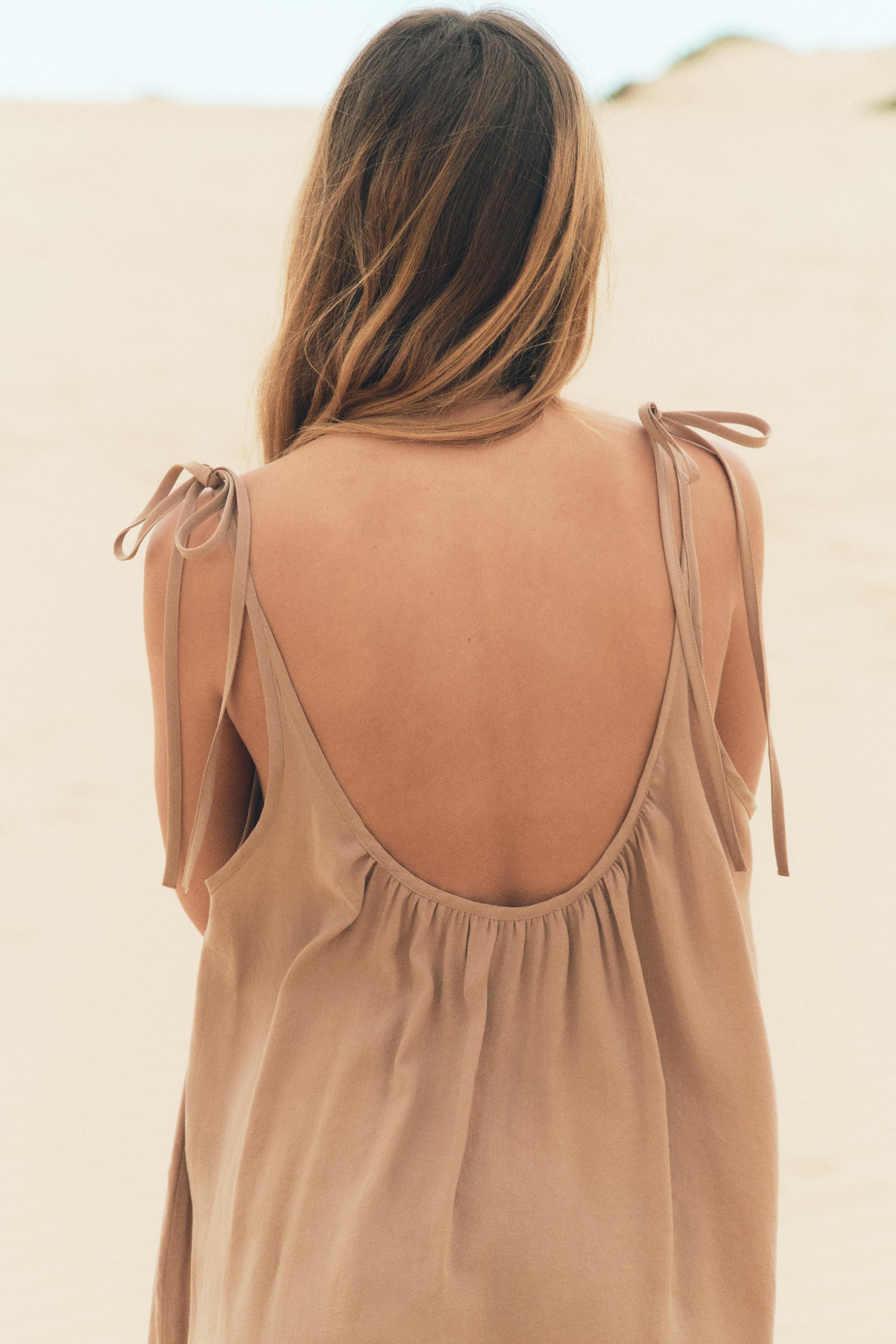 FLOWY MIDI DRESS | Zara US