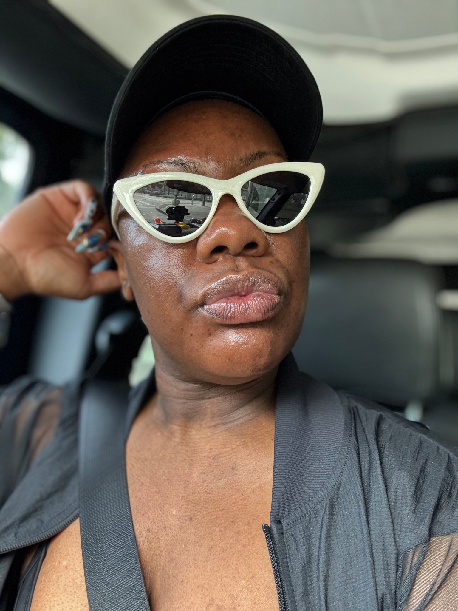 The perfect cat eye sunglasses for spring. 

Sunglasses, white sunglasses, cat eye glasses, cat eye sunglasses, spring outfit, spring style, cute sunglasses, chic sunglasses

#LTKFestival #LTKTravel #LTKdayinmylife