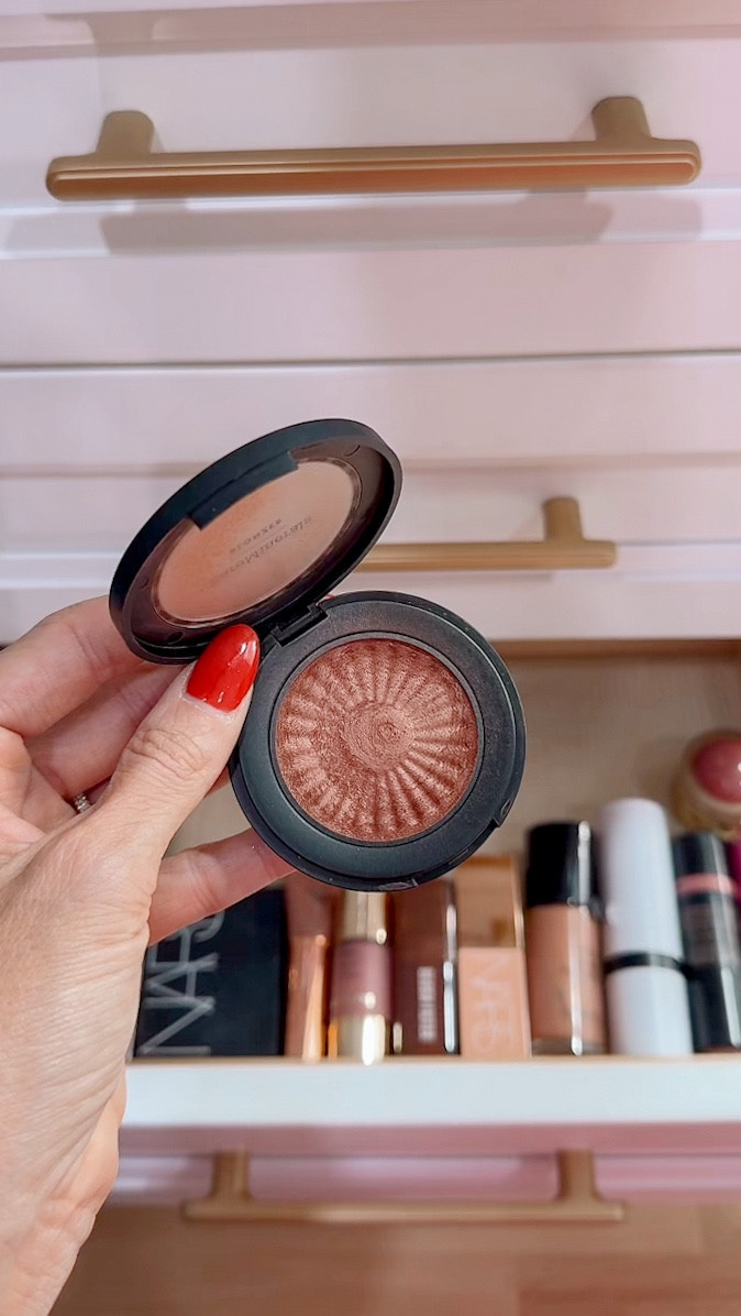 
⸻

Blush Drawer Tour 🎀✨
Come peek inside my everyday blush drawer — these are the shades I reach for constantly! Perfect for fair to light skin, neutral to cool undertones, and anyone who loves that soft pop of color on the cheeks. 🍓💗

From buildable creams to blendable powders, these tones brighten your face without ever looking heavy. If you’re into a natural flush or a cute cool-toned moment, these are the ones you’ll want to save. 😍

Tap to shop all my go-to favorites!
#BlushFavorites #MakeupForFairSkin #CoolTonedMakeup #EverydayMakeup #BlushCollection #MakeupRoutine #LTKBeauty #LTKMakeup #LTKFinds #BlushLover

#LTKGiftGuide #LTKBeauty #LTKOver40