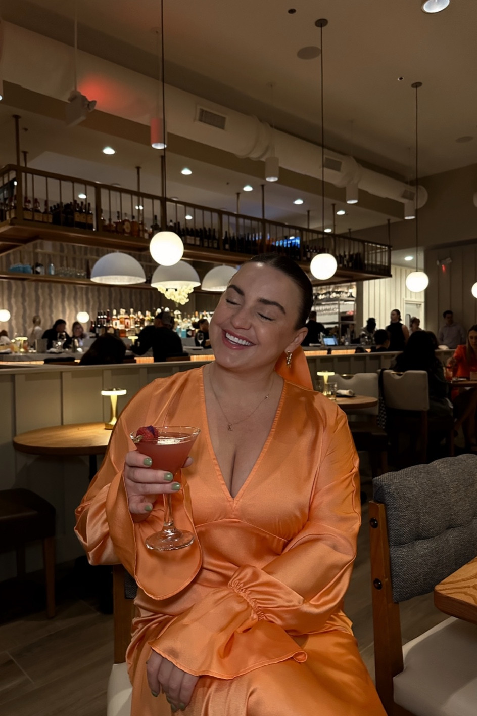 What to wear to dinner that will be modest and professional and sexy! 

#LTKsalealert #LTKstyletip #LTKmidsize