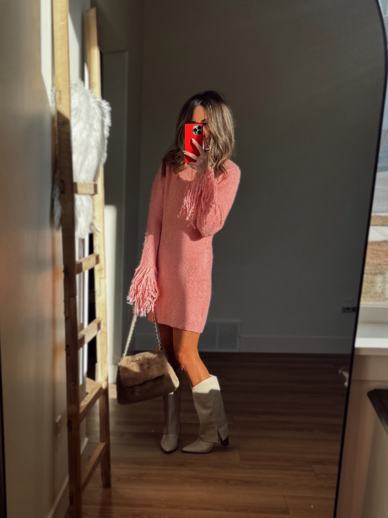 So. Freaking. Cute!! Code BLUSHBASICS35 at @vici !! 

#LTKootd #LTKFindsUnder100 #LTKHoliday