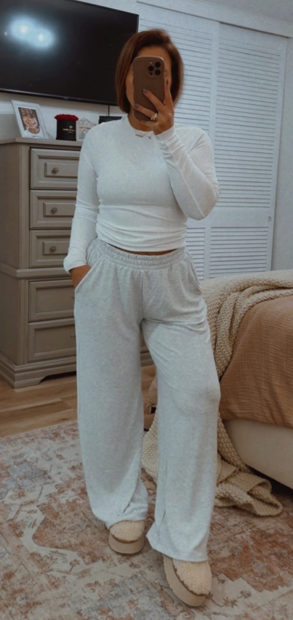 Obsessed with these lounge pants and this tee! On sale today :) #abercrombie #abercrombiesale #loungewear #comfyclothing

#LTKGiftGuide #LTKsalealert #LTKCyberWeek