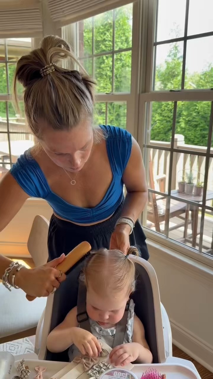 Doing my minis hair🥹

Wearing a S in this top (on sale at nordstrom right now) + a S in these shorts!

baby girl | baby hair tutorial | baby hair bows | free people | amazon fashion | activewear

#LTKootd #LTKmomlife #LTKBaby