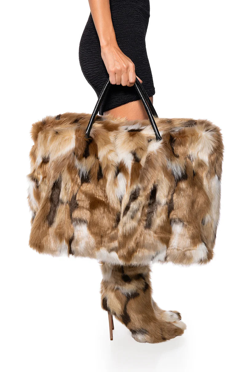 UPSETTER FAUX FUR TOTE | AKIRA