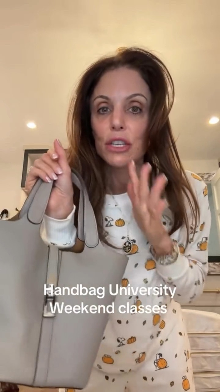 Bethenny Frankel just found the best Amazon dupe option for the must have Hermes bag 

#LTKStyleTip #LTKFindsUnder100 #LTKItBag