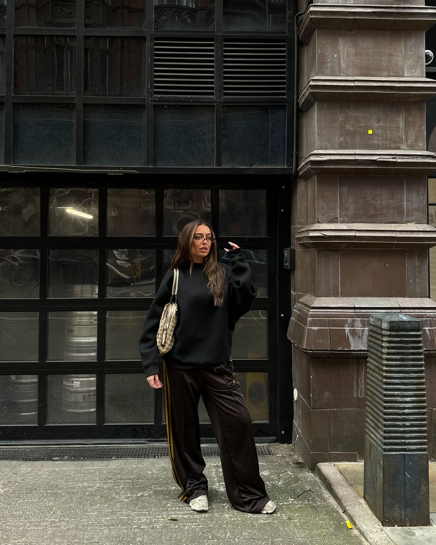 Adidas joggers 💛🤎

#LTKeurope #LTKuk #LTKwinter