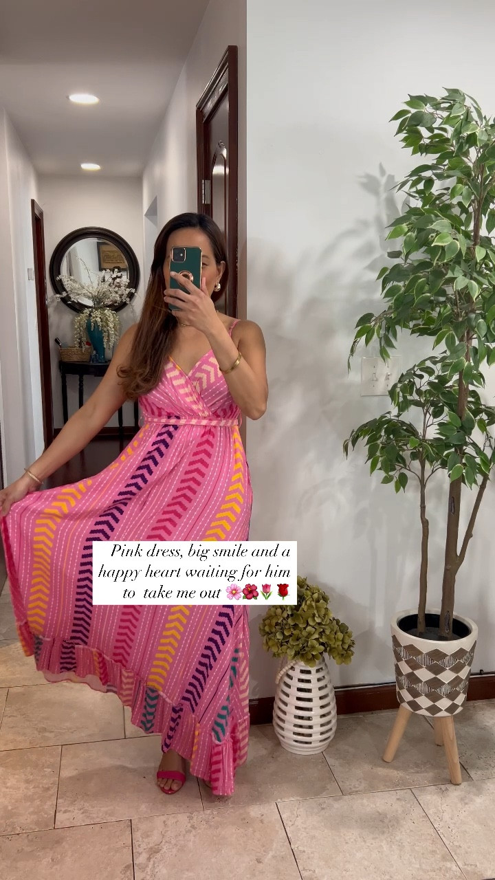 Pink dress, sweet memories. 🌺🌷🌸
✨ Hey beautiful people! 
✨Let’s connect and share good vibes🫶
✨ follow @rosemarie.explores 
✨
#springdresses #salealert #styleinspo #chicstyle #momstyletips #nyfashion #nystyle #budgetfinds 

#LTKSaleAlert #LTKStyleTip #LTKFindsUnder50